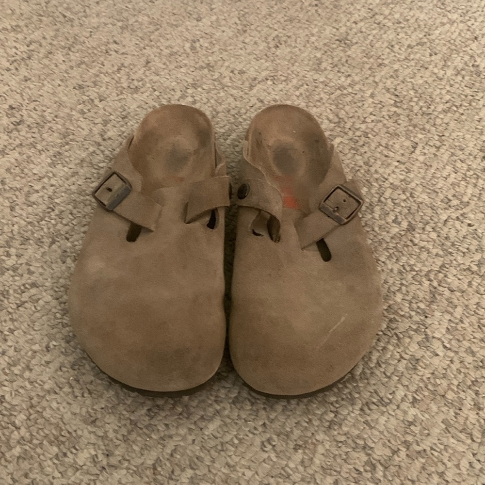 Birkenstock tan suede Boston clog slip on clog shoes sz 8